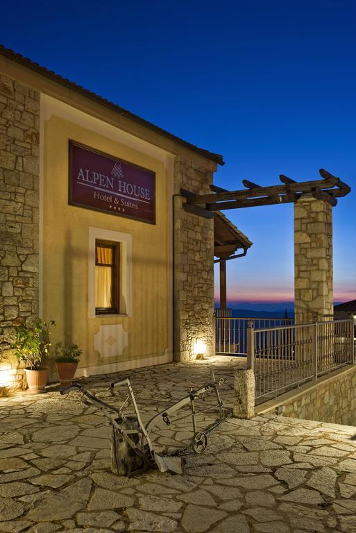 Alpen House Hotel & Suites アラコバ エクステリア 写真
