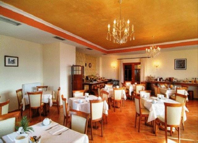 Alpen House Hotel & Suites アラコバ エクステリア 写真