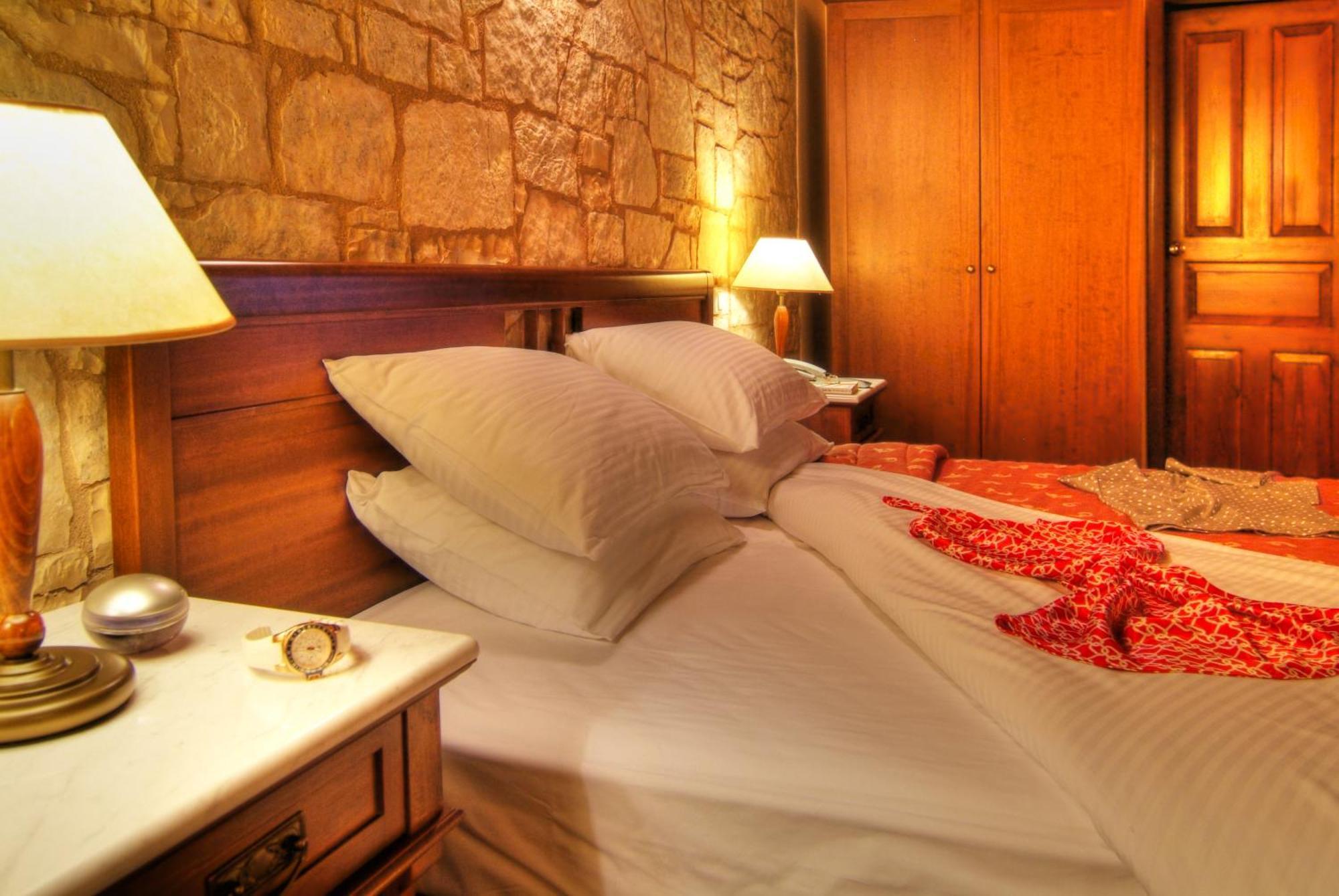Alpen House Hotel & Suites アラコバ エクステリア 写真