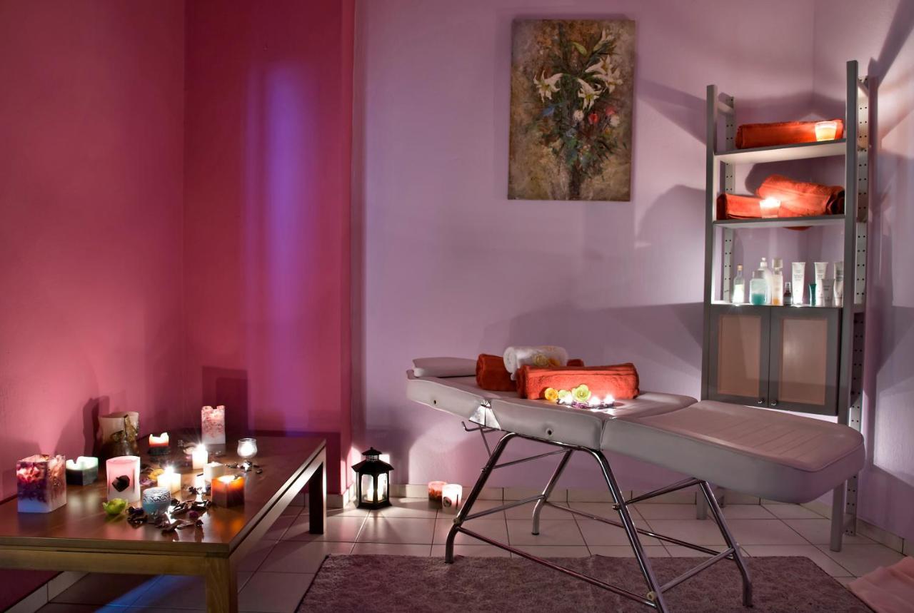 Alpen House Hotel & Suites アラコバ エクステリア 写真